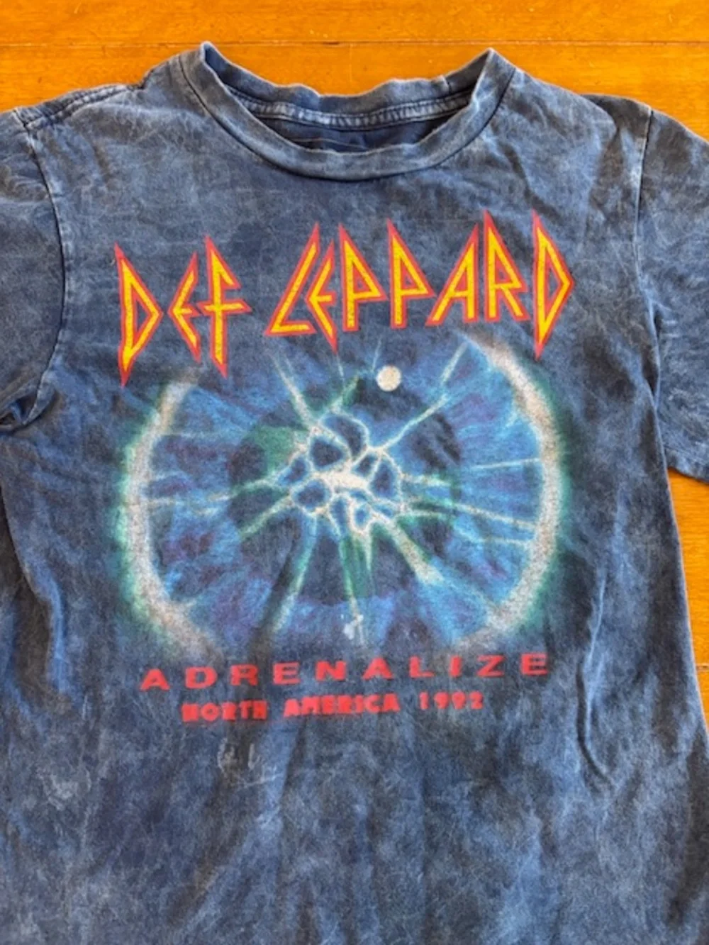 Kids Live Nation Def Leppard Adrenaline Tour Short Sleeve T-Shirt 2017 Size M